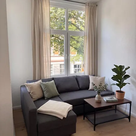 Moderne 2-zimmer Im Herzen Duesseldorfs Dusseldorf